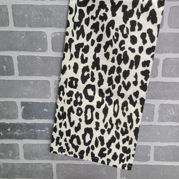 See By Chloe Animal Print Mid Rise Cropped Straight Jeans Size 40 - Picture 3 of 10